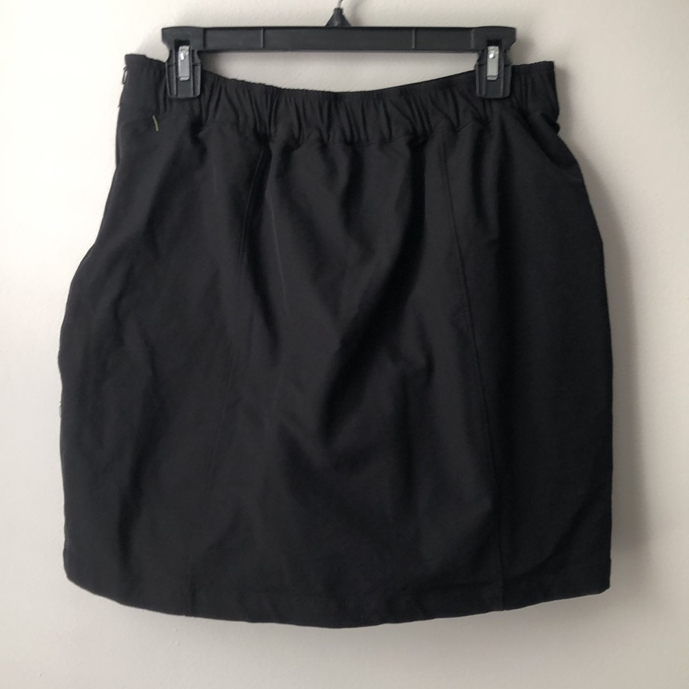 LL Bean Black Padded Crotch Cycling Skorts size Medium